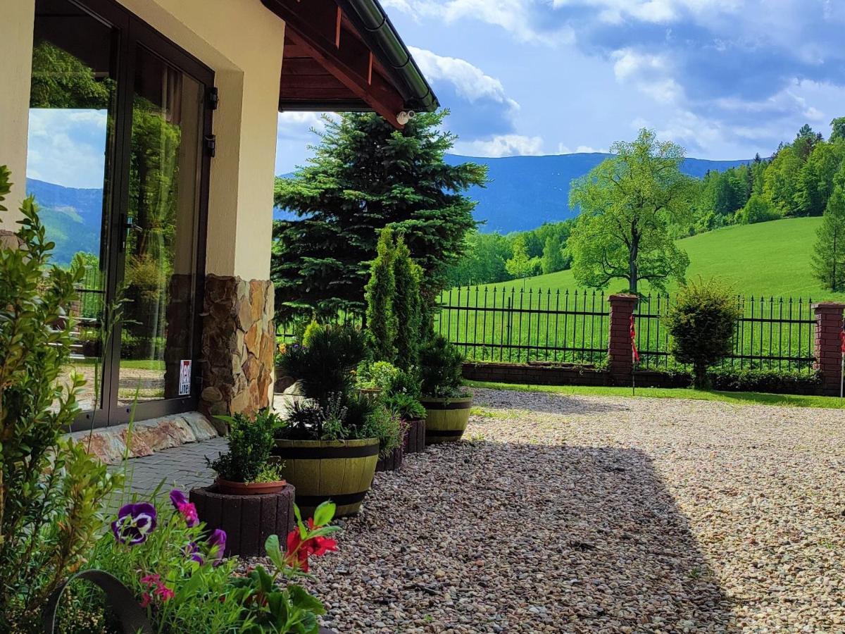 Gorski Widok Karpacz Apartamenty I Pokoje- Salon Kominkowy Экстерьер фото